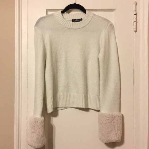 Zara | Sweaters | Zara Sweater With 
